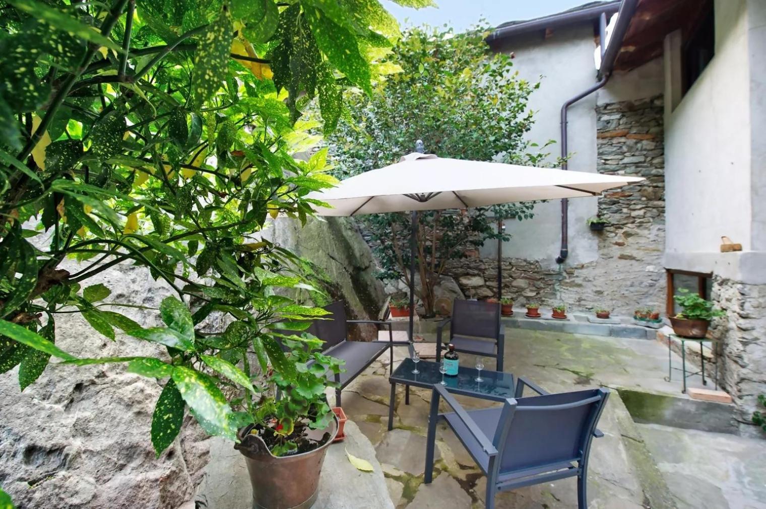 Appartamento Sotto Il Forte Di Bard Exterior foto